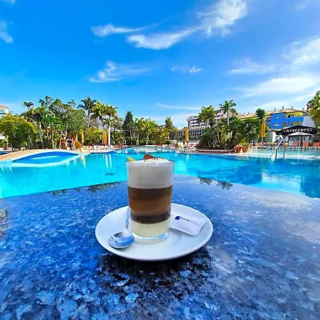 Park Club Europe Hotel 3*