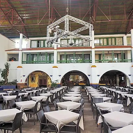 Park Club Europe Hotel 3*