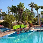 Park Club Europe Hotel 3*